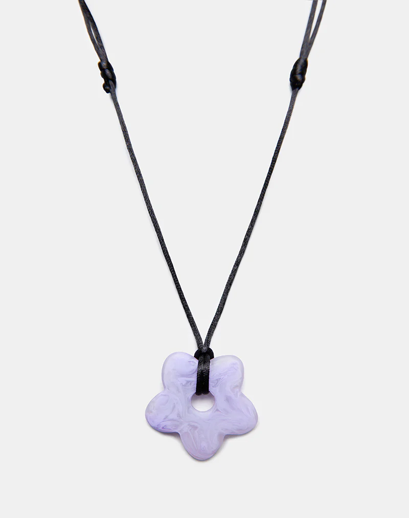 Flower Necklace in Resin Lilac - Image 4