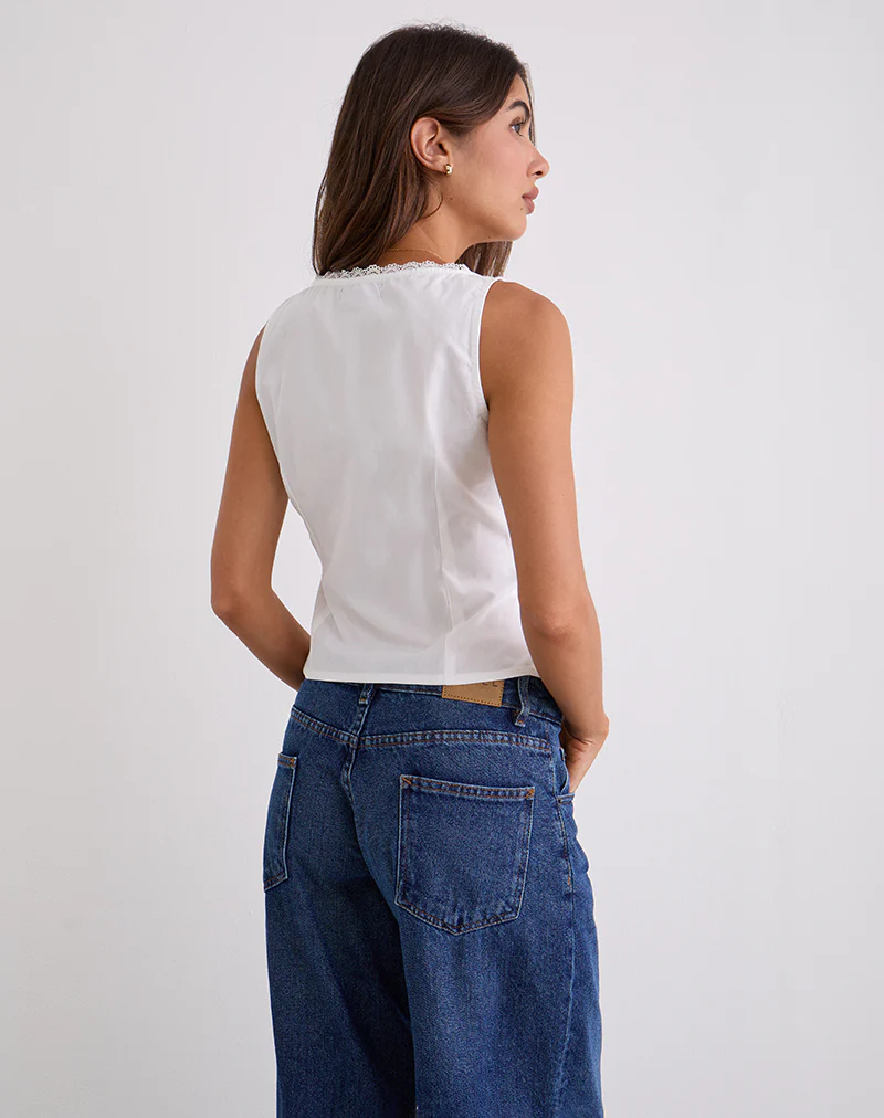Lasily Sleeveless Corset Top in White - Image 7