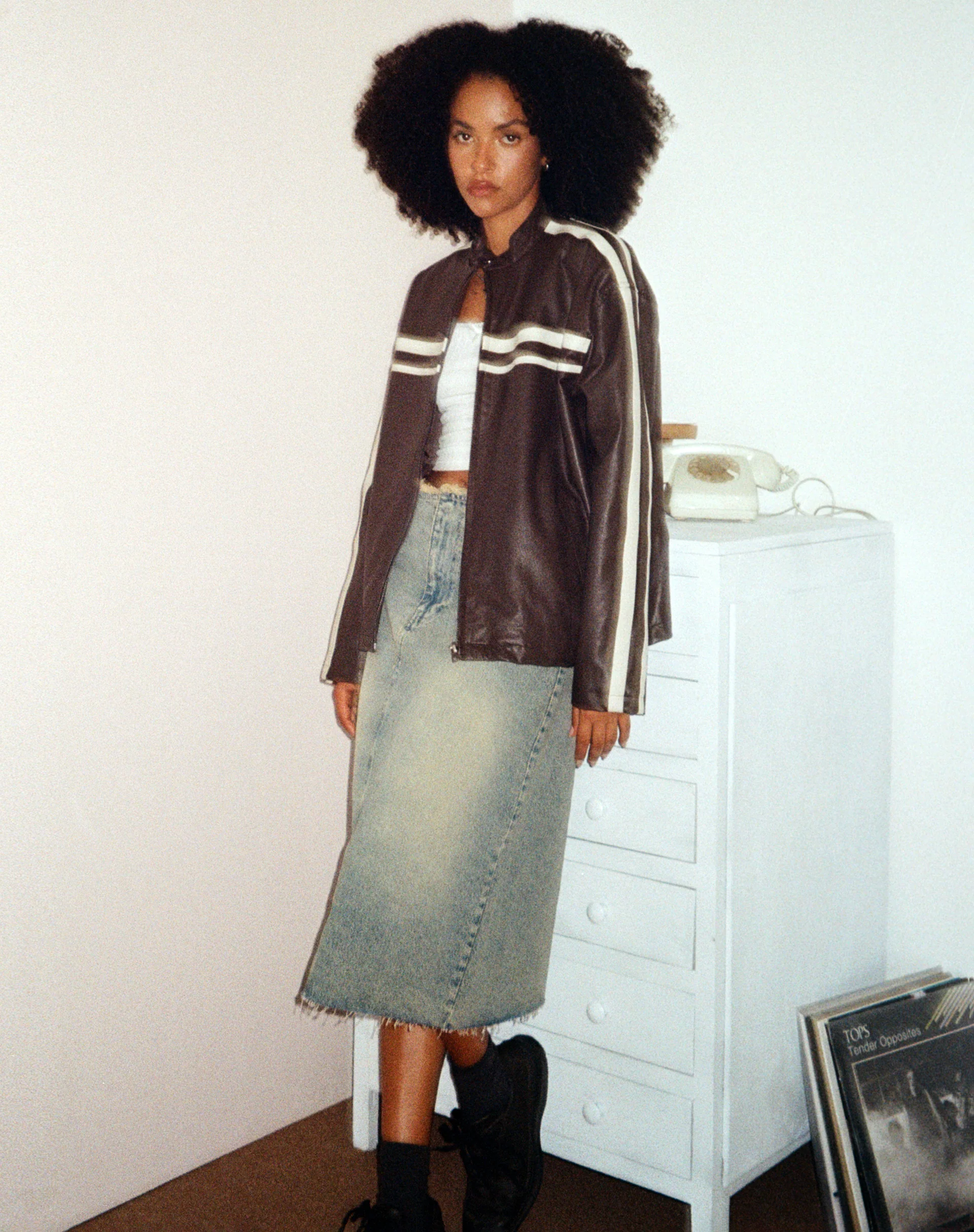 Low Rise Denim Midi Skirt in Light Blue Sand - Image 6