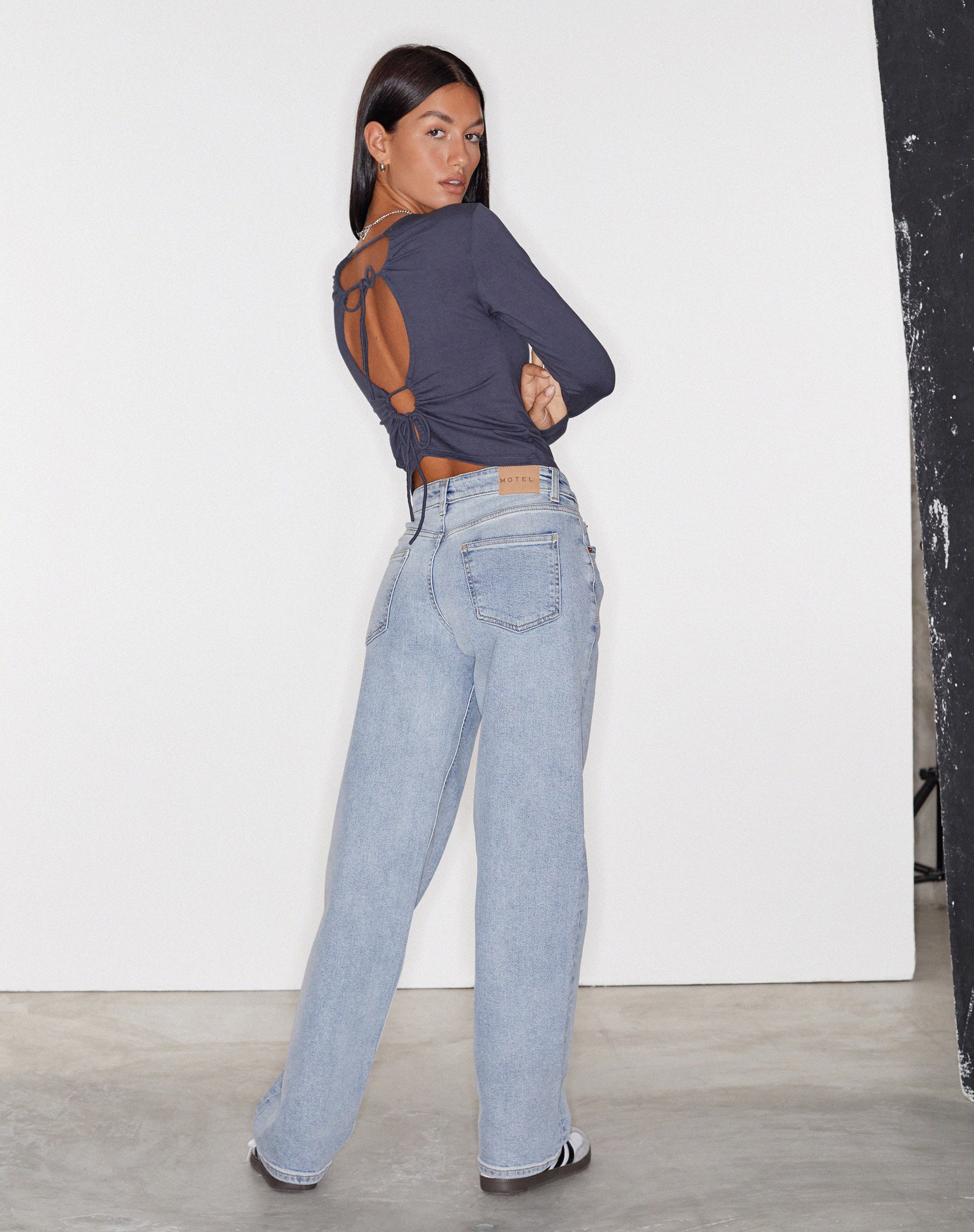 Low Rise Parallel Jeans in Light Wash Blue - Image 5