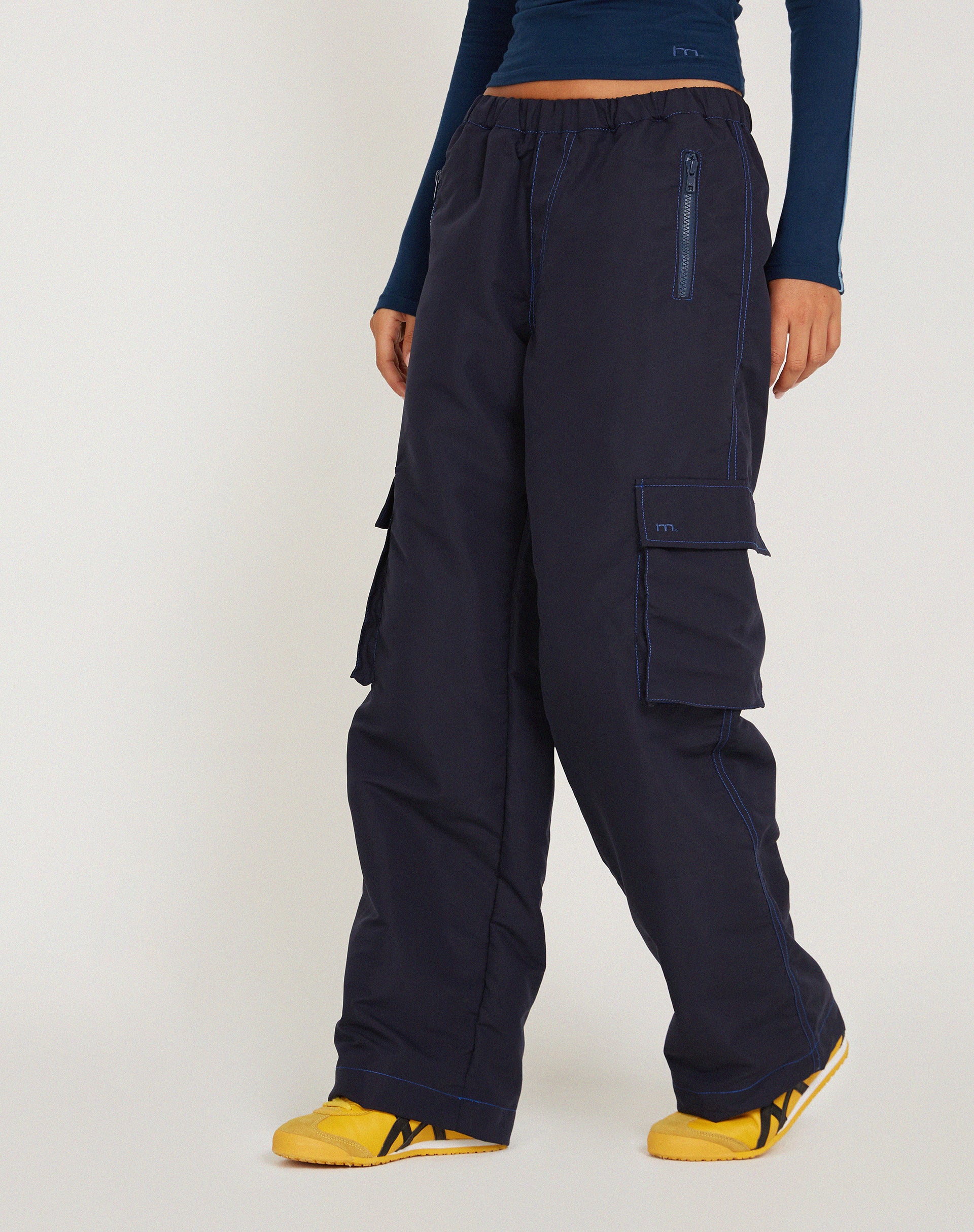 Oriells Cargo Trouser in Navy Top Stitch - Image 5