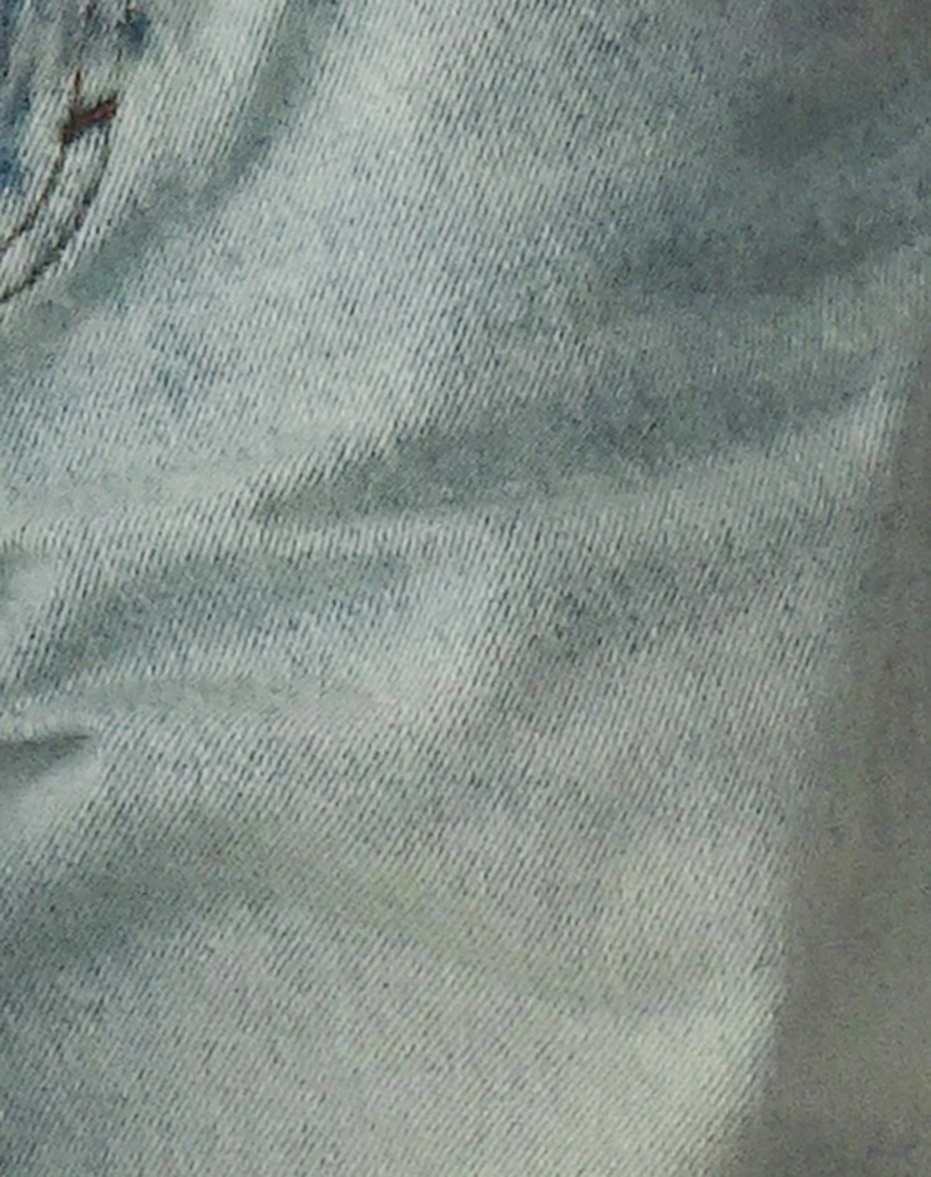 Roomy Extra Wide Low Rise Jeans in Super Bleached Wash - Image 5