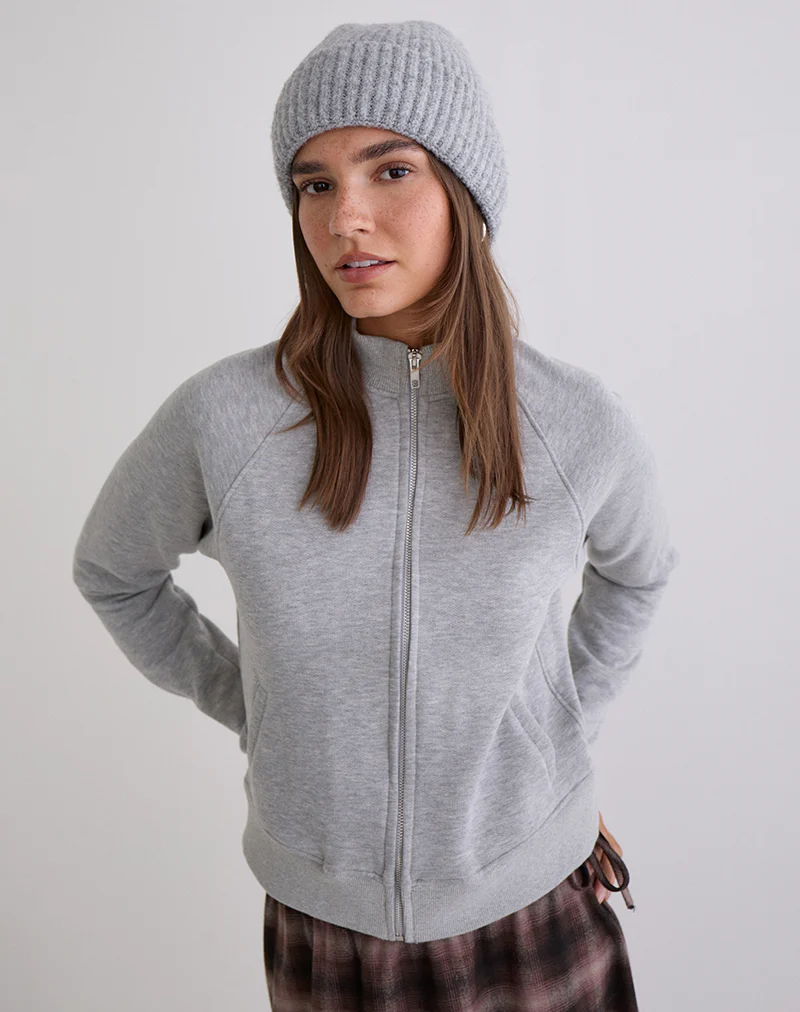 Tano Beanie in Light Grey - Image 4