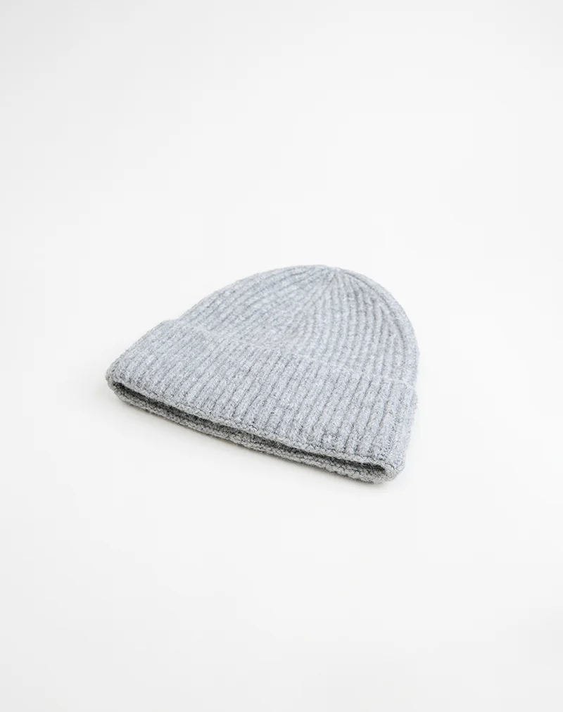 Tano Beanie in Light Grey - Image 5