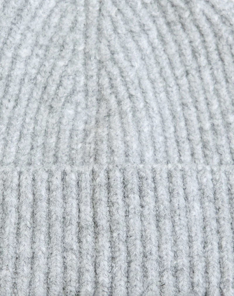 Tano Beanie in Light Grey - Image 6