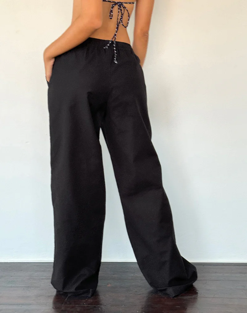 Wasic Wide Leg Trouser in Black - Image 4